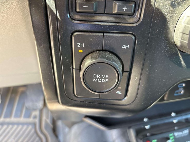 2023-ford-f150-image-22