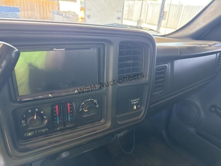 2005-chevrolet-silverado-2500hd-image-20