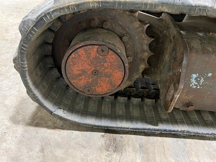 2015-deere-35g-image-22