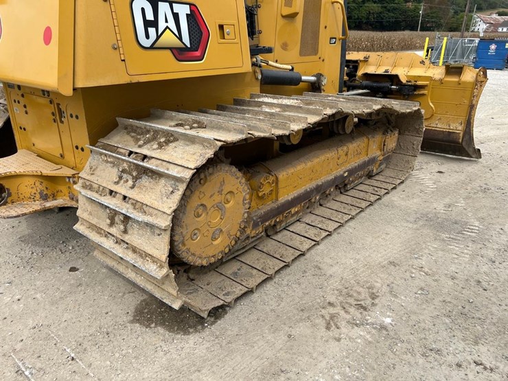 2021-caterpillar-d4-image-22