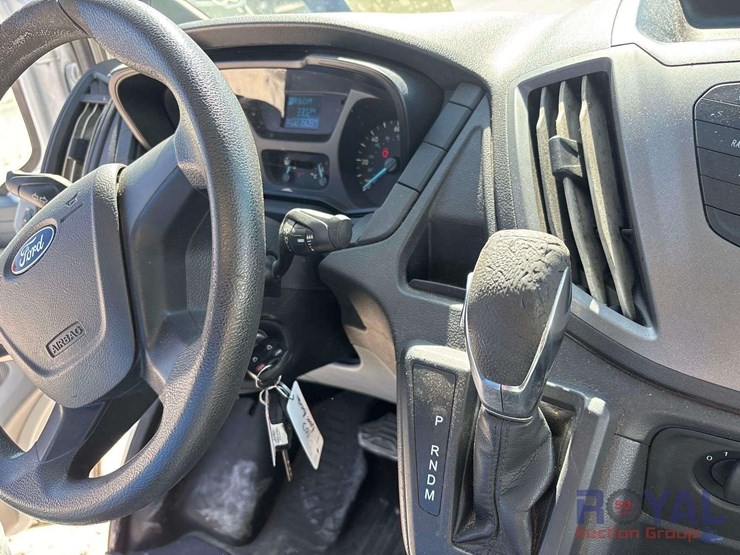 2018-ford-transit-image-26