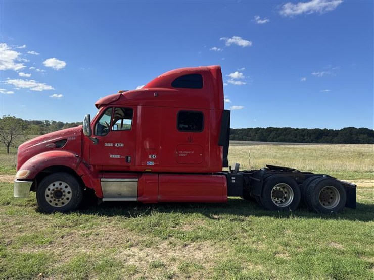 2005-peterbilt-387-image-4