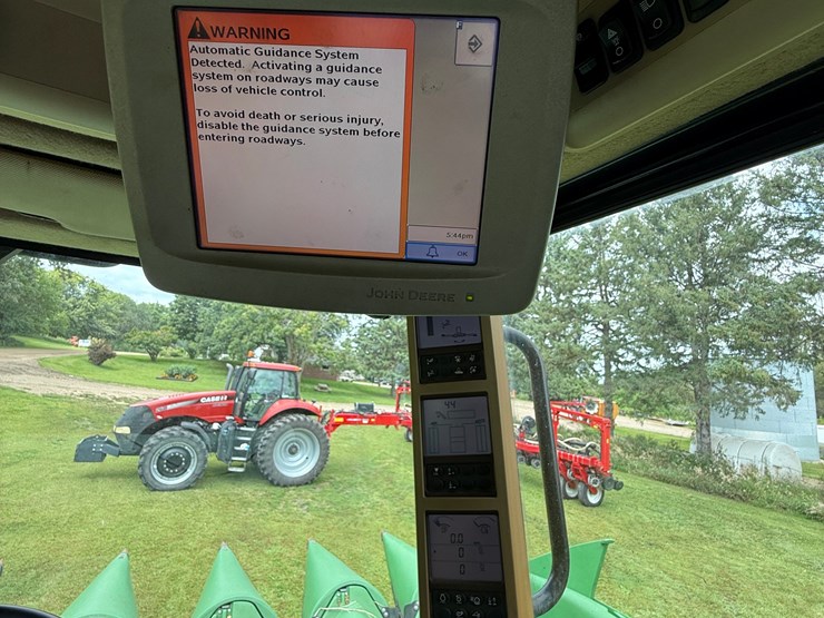 2010-john-deere-9770-sts-image-17