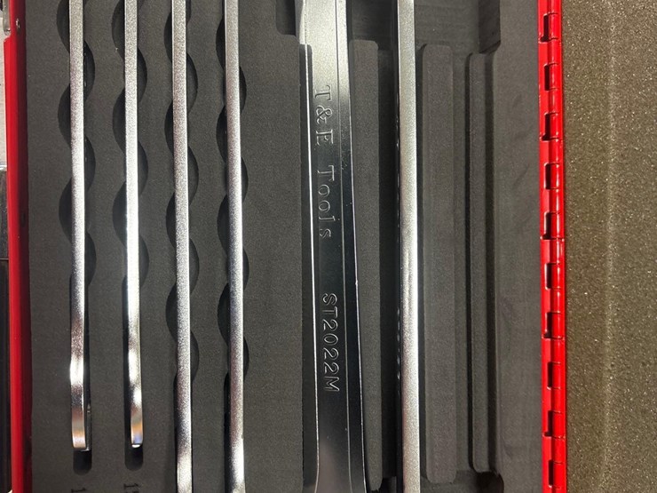 assorted-tools-set-image-6