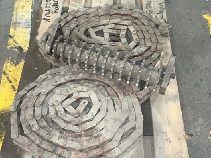 #174-•-log-deck-chains-and-roller-image-2