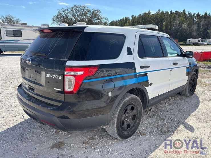 2015-ford-explorer-image-3