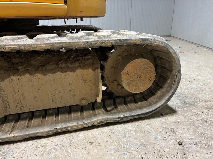 2016-deere-50g-image-9