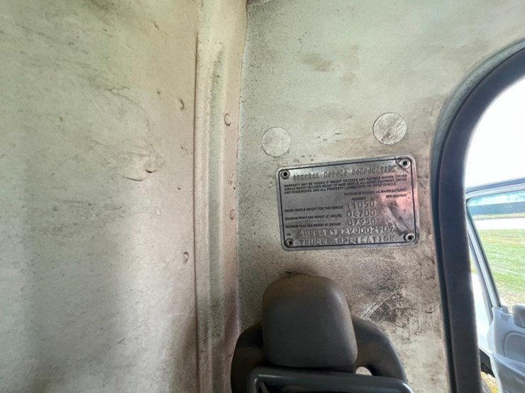 1997-isuzu-cab-&-chassis-image-31