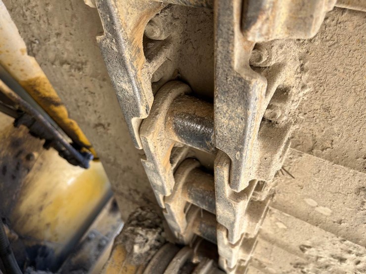 caterpillar-d5n-lgp-image-23