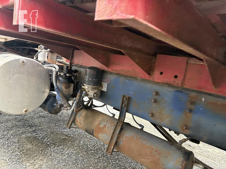 1995-white/gmc-wg64-image-17