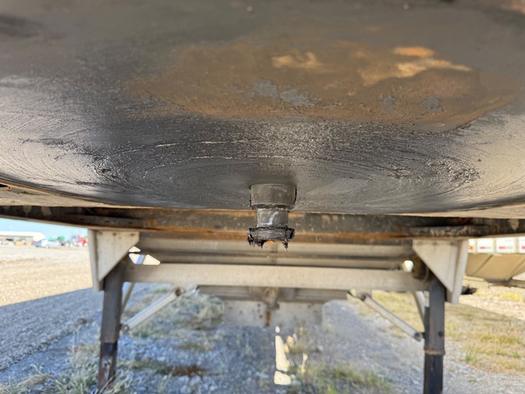 2018-wilson-hopper-bottom-image-46