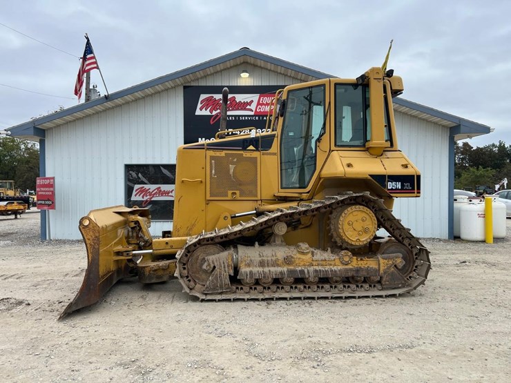 caterpillar-d5n-xl-image-1