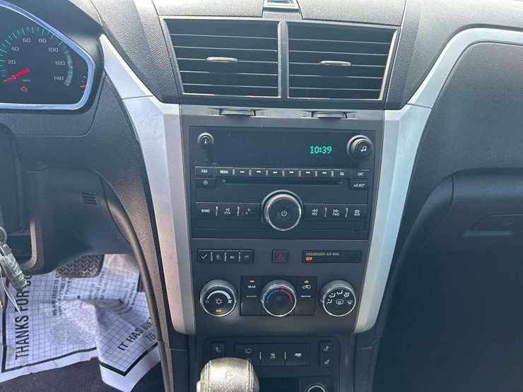 2012-chevrolet-traverse-image-15