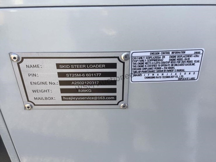 2025-battler-st25m-6-stand-up-skid-steer-image-9