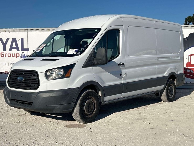 2018-ford-transit-image-1
