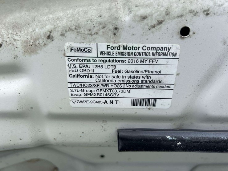 2016-ford-explorer-image-10