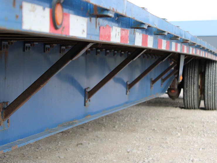 2013-great-dane-53'-image-10