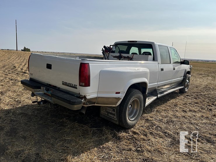 1996-chevrolet-3500-image-2