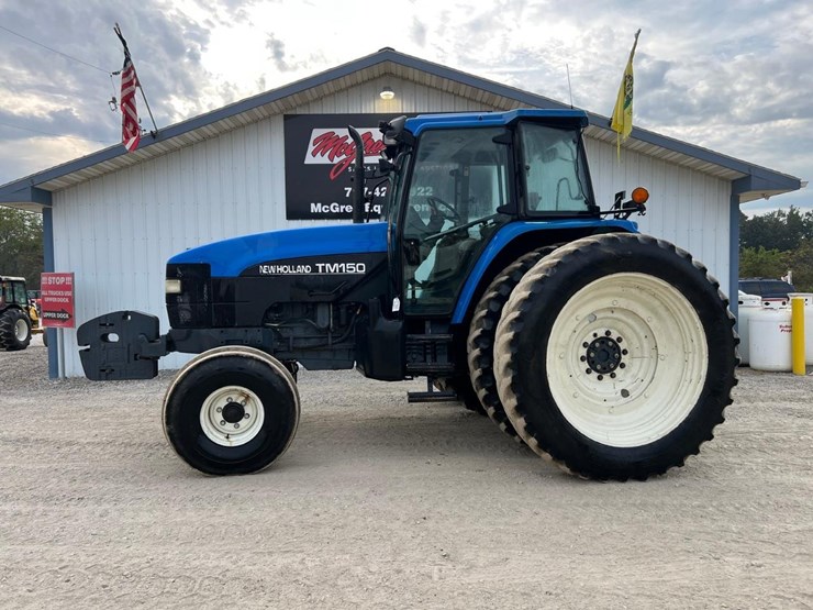 new-holland-tm150-image-1