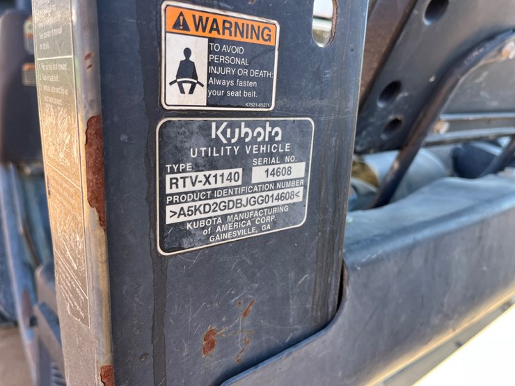 2016-kubota-rtvx1140-image-12