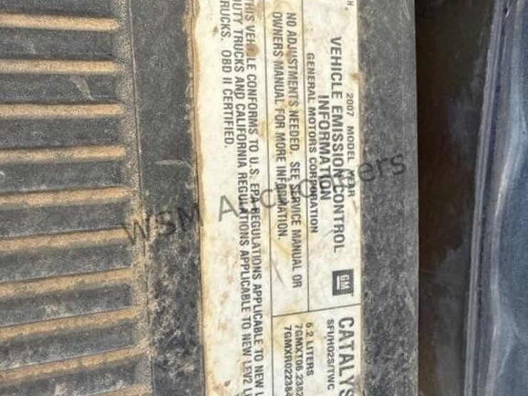 2007-cadillac-escalade-esv-image-10