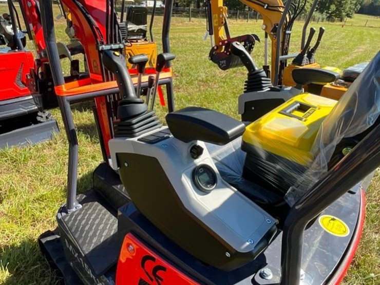 unused-cfg-mx15rx-mini-excavator-(rato-image-9