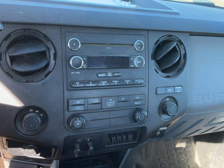 2012-ford-f250-image-28