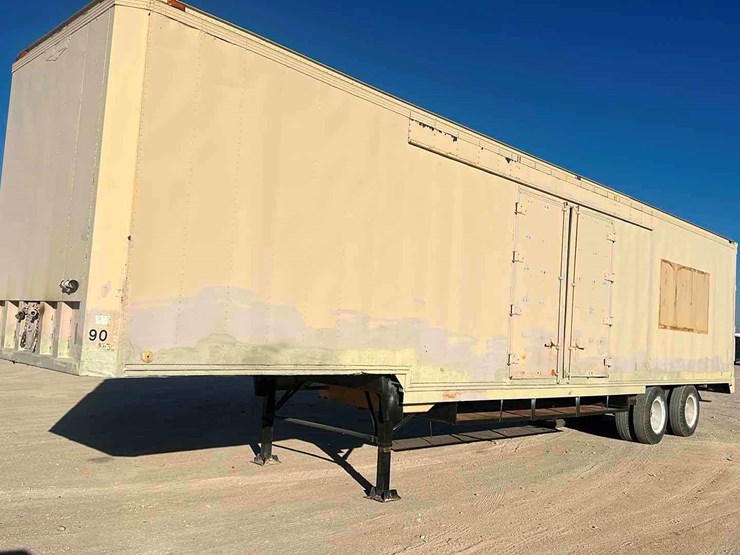 1978-kentucky-trailer-image-1