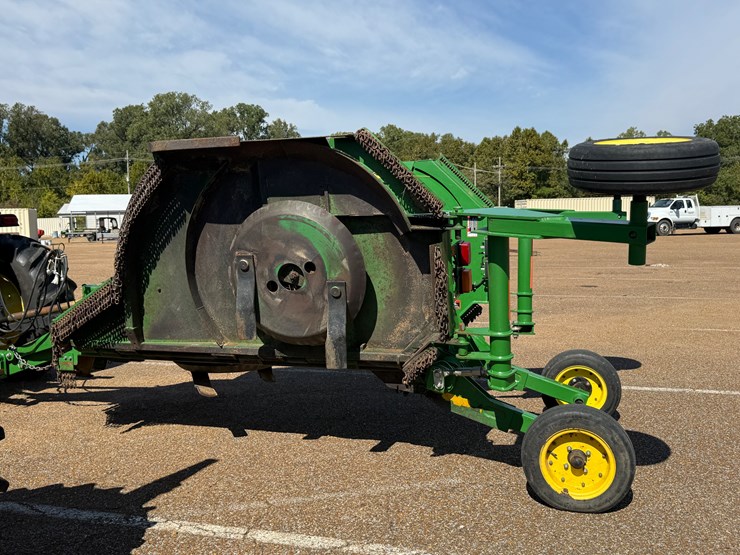 john-deere-e12-image-2