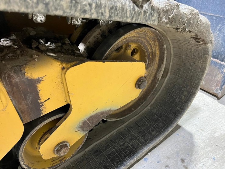 2022-caterpillar-289d3-image-21