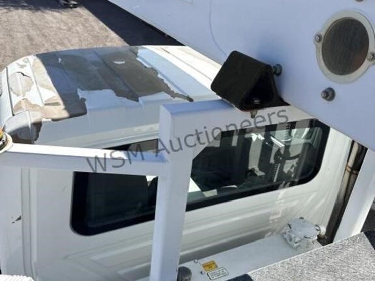 2013-international-7400-image-16