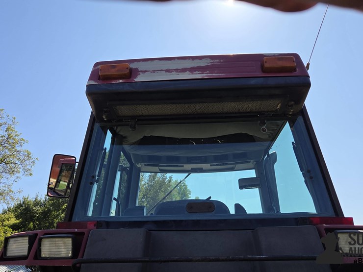 1990-case-ih-7120-image-17