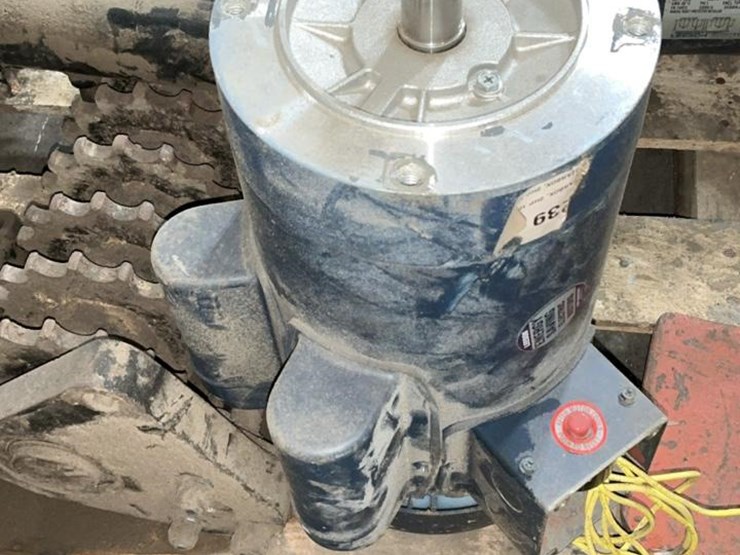 #177-•-electric-motors-and-wm4000-rollers-image-16