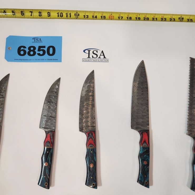 #6850 • (5) Unused Knives