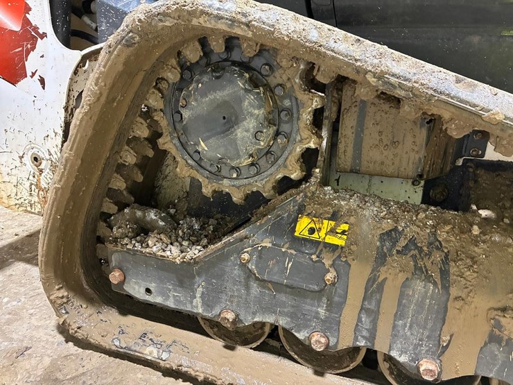 2022-bobcat-t66-image-13