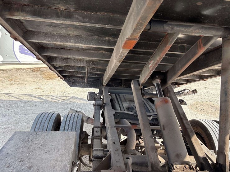 2012-ford-f550-image-11