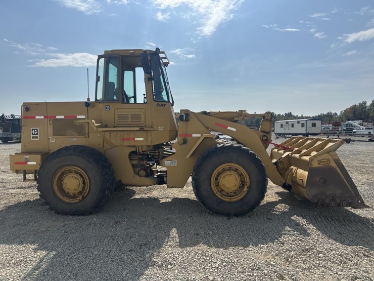 caterpillar-936-image-6