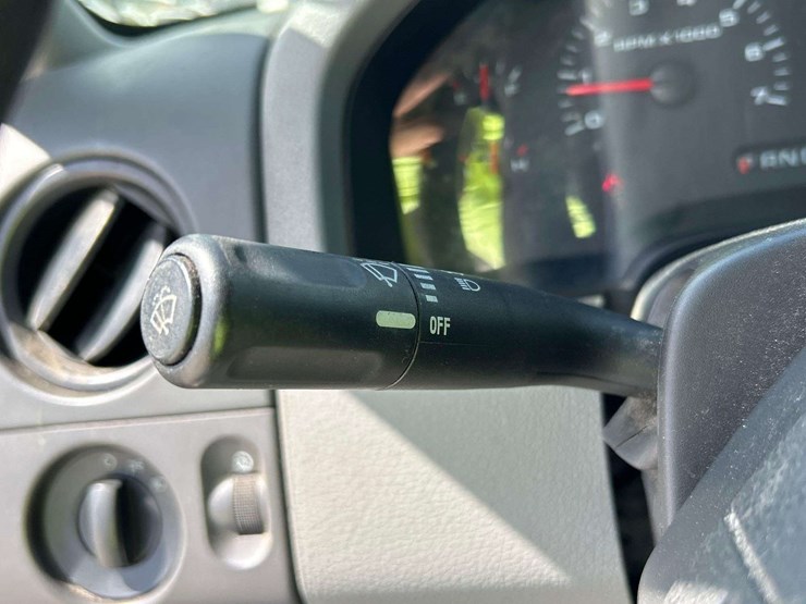 2005-ford-f150-image-16