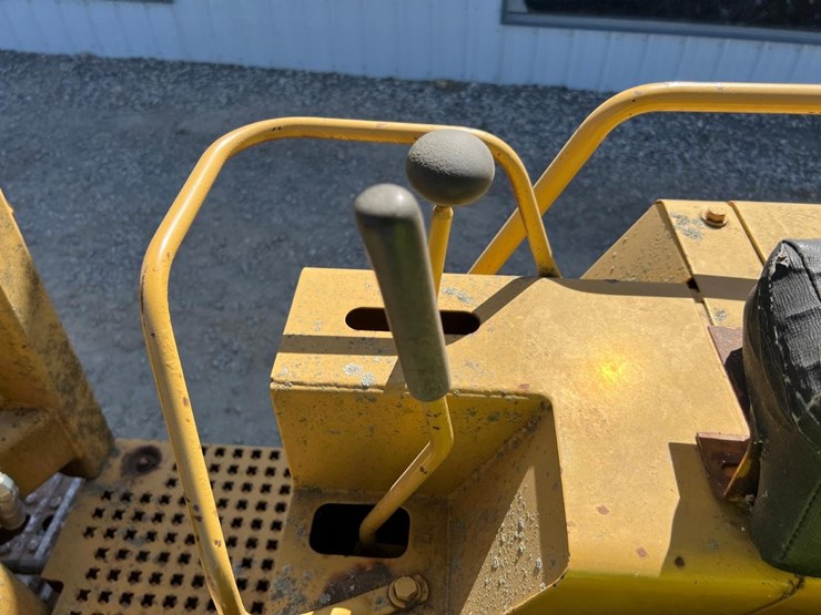 caterpillar-935b-image-29