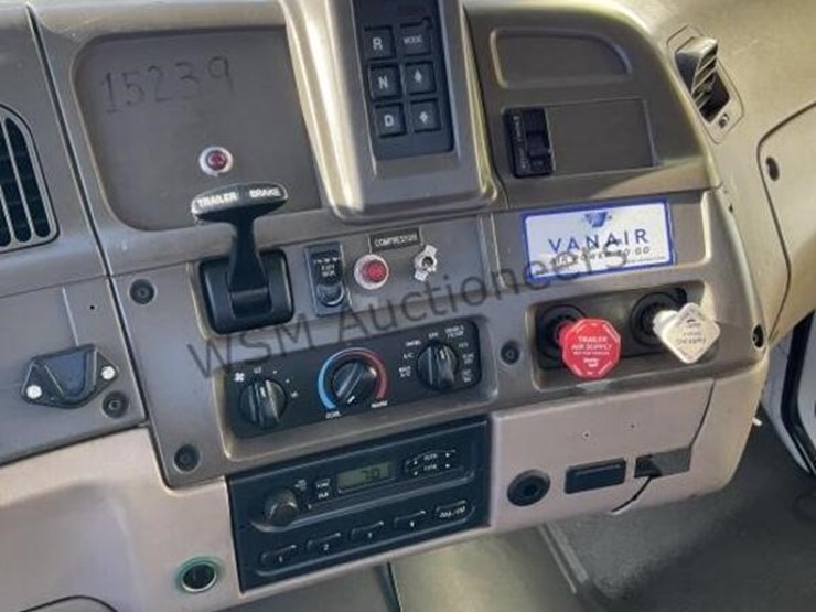 2004-sterling-acterra-image-23