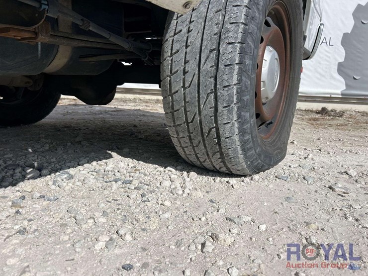 2011-ford-f150-image-27