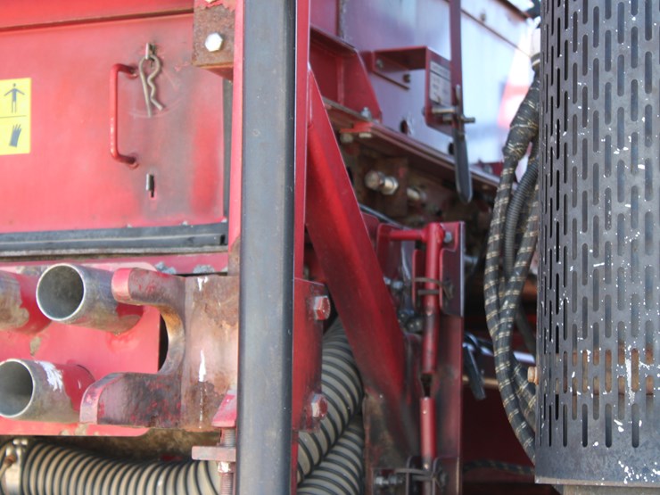 2006-case-ih-4300-image-65