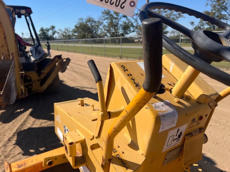 leeboy-400t-image-22