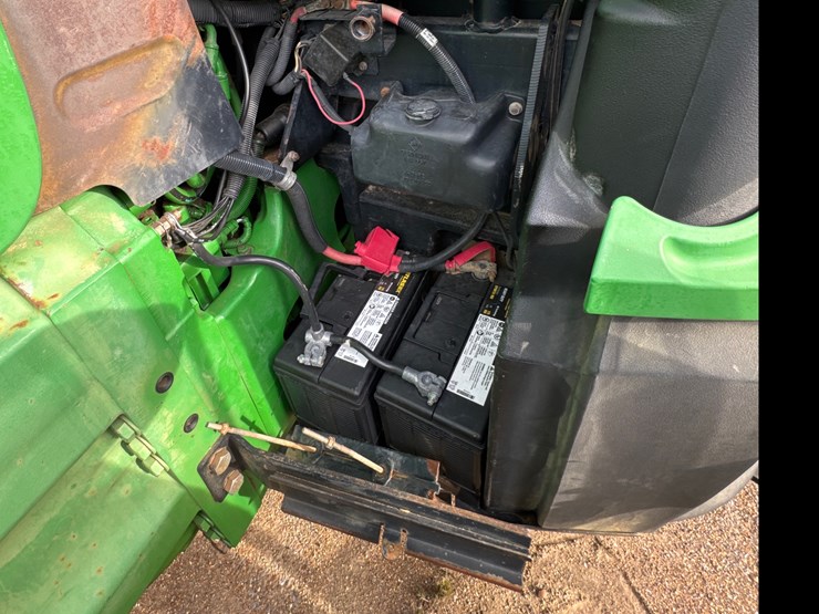 john-deere-8420-image-30