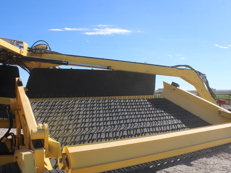 #2033-•-#2033--2015-phiber-hay-merger-image-9