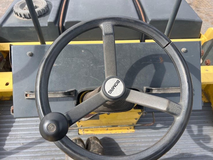 2001-bomag-bw141ad-2-image-24