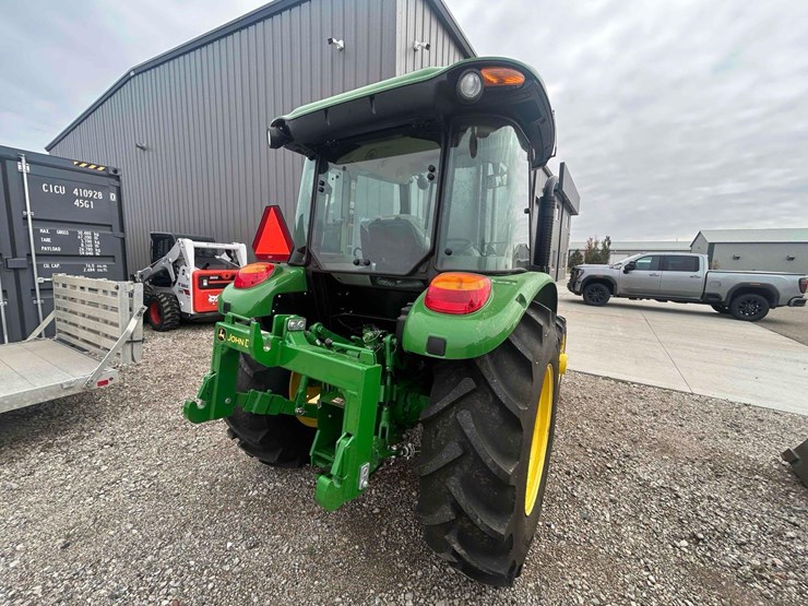 2021-john-deere-5075e-image-5