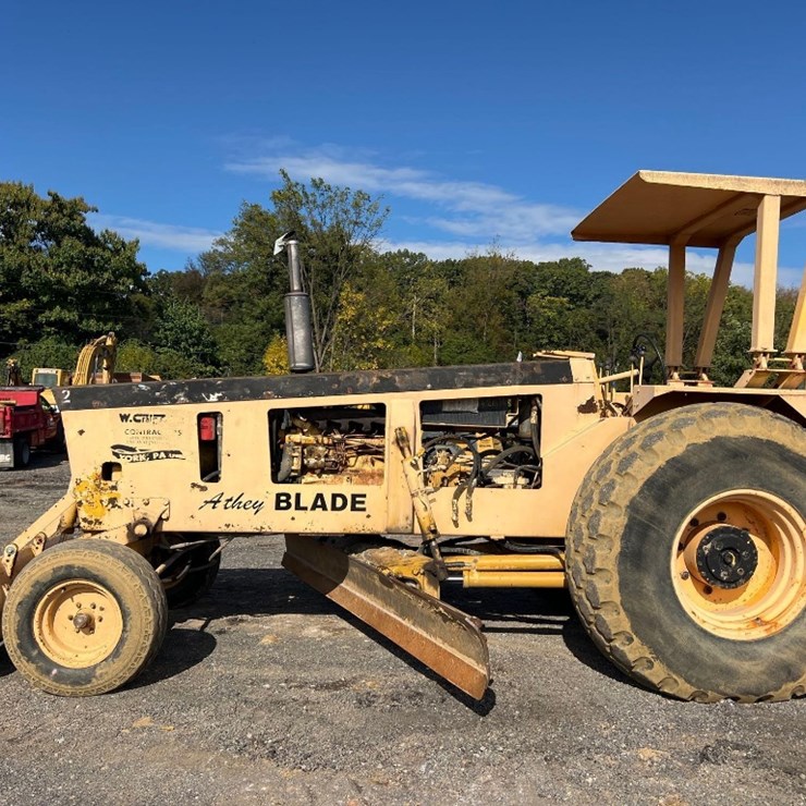 1980 ATHEY AB6905 MOTOR GRADER