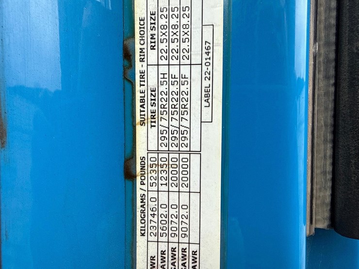 2018-peterbilt-567-image-19