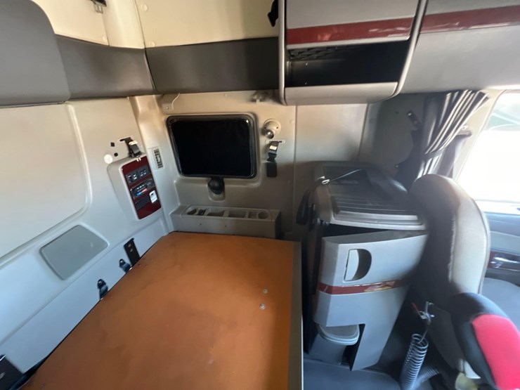 2015-international-lonestar-image-44